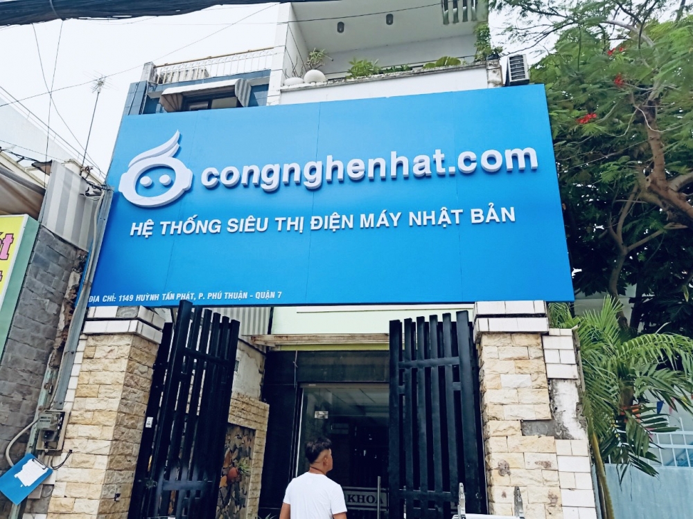 Mẫu bảng hiệu bằng alu