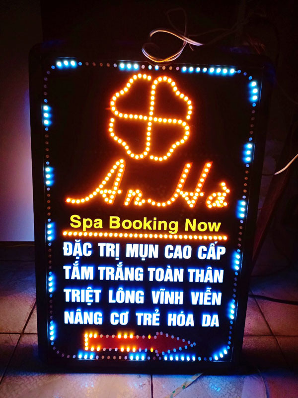 Hộp đèn quảng cáo LED
