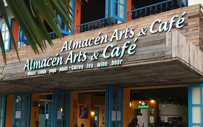 Thi công bảng hiệu quán cafe