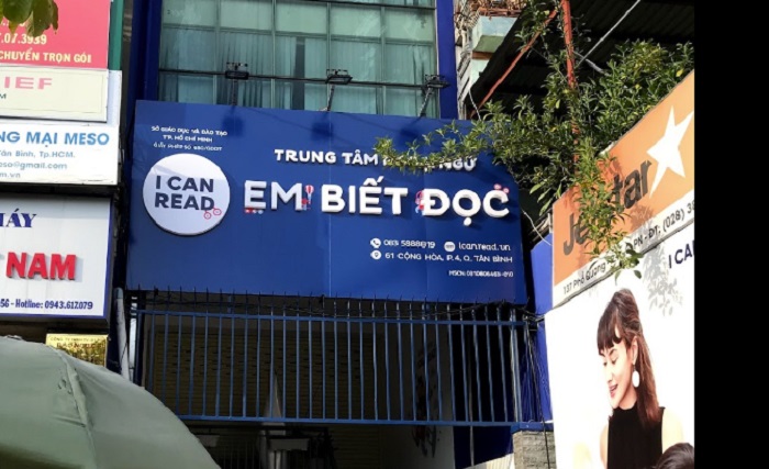 Thi công biển hiệu trung tâm tiếng Anh