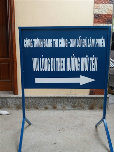 Thi công biển hiệu công trình
