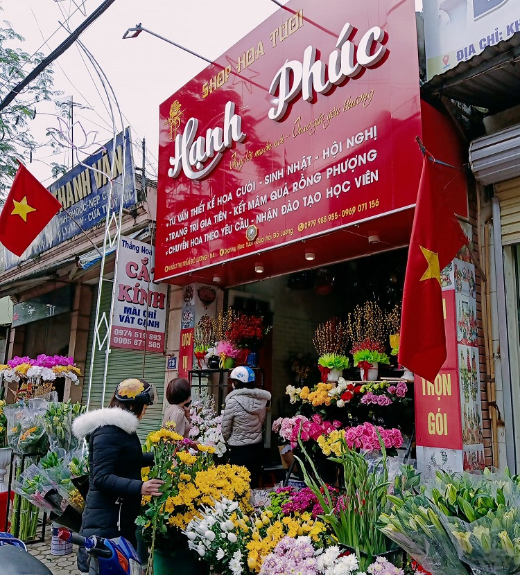 Thi công bảng hiệu shop hoa