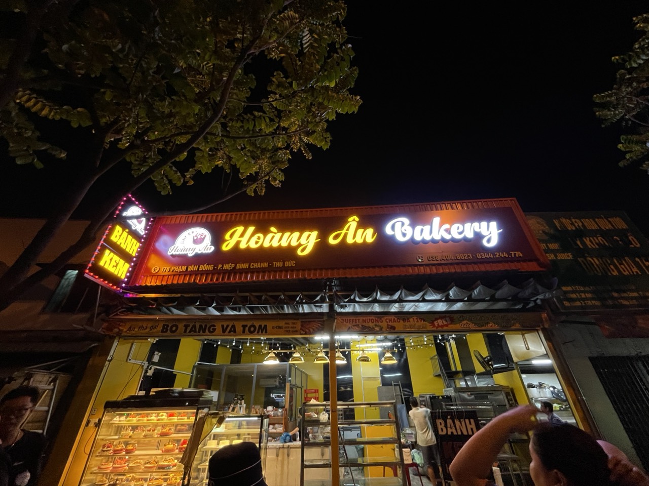 Thi công biển hiệu bằng tôn