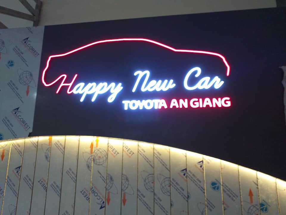 Thi công bảng chữ đèn LED