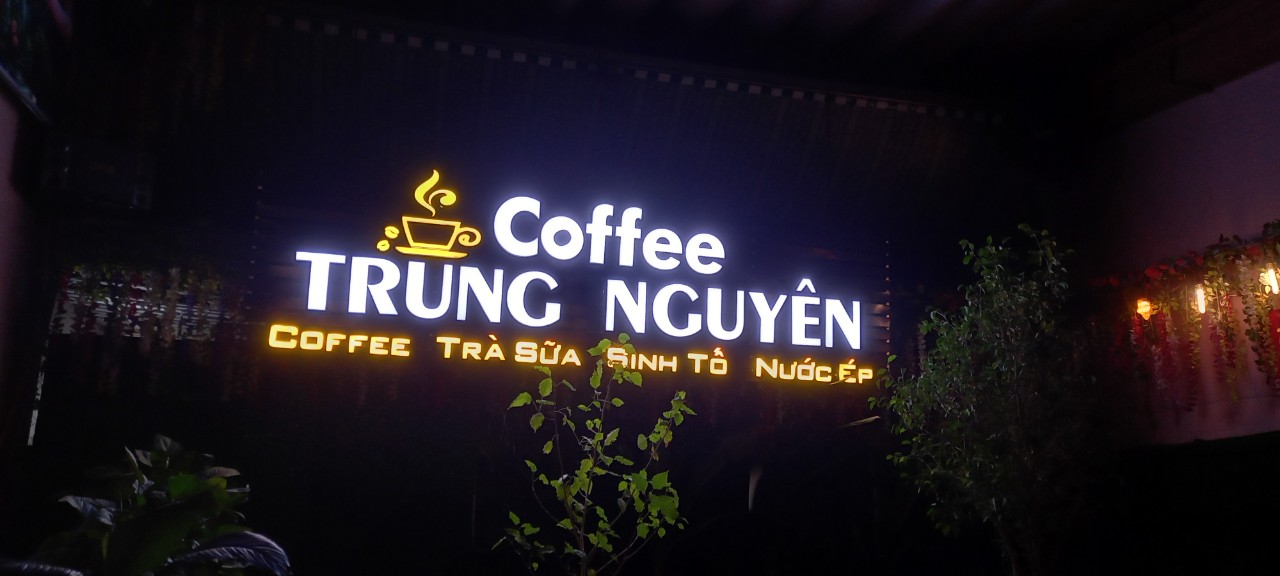 Thi công bảng chữ đèn LED