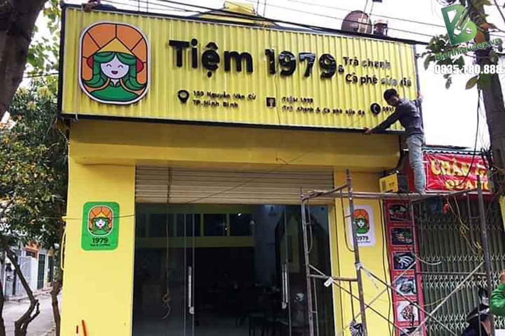 Thiết kế biển hiệu quán ăn TP.HCM