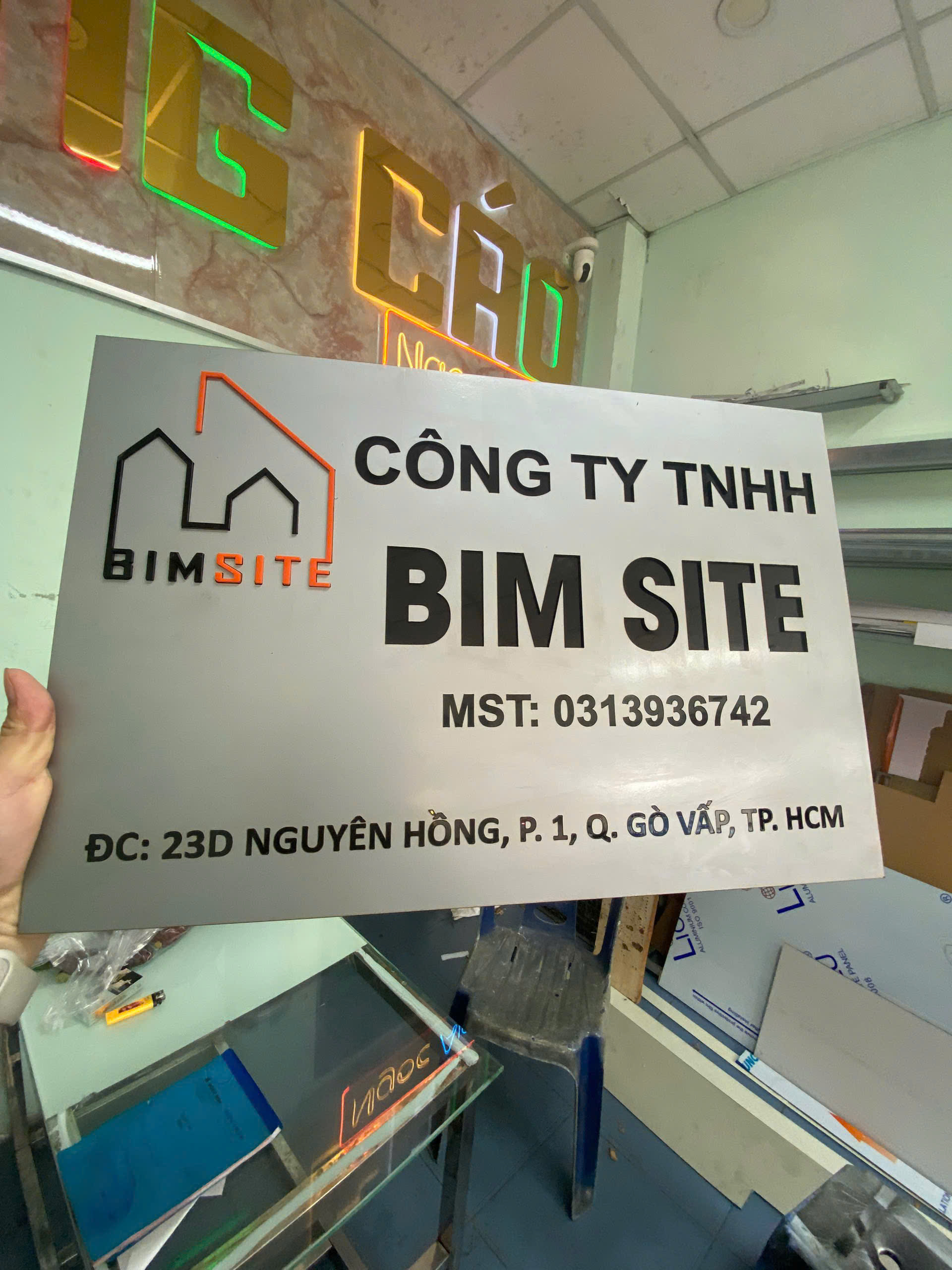 Thi công biển inox công ty chuyên nghiệp tại TP.HCM