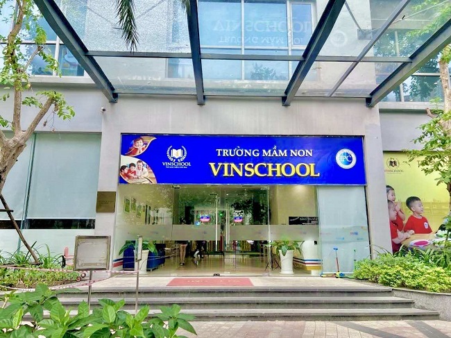 Thiết kế bảng hiệu nhựa chuyên nghiệp tại TP.HCM