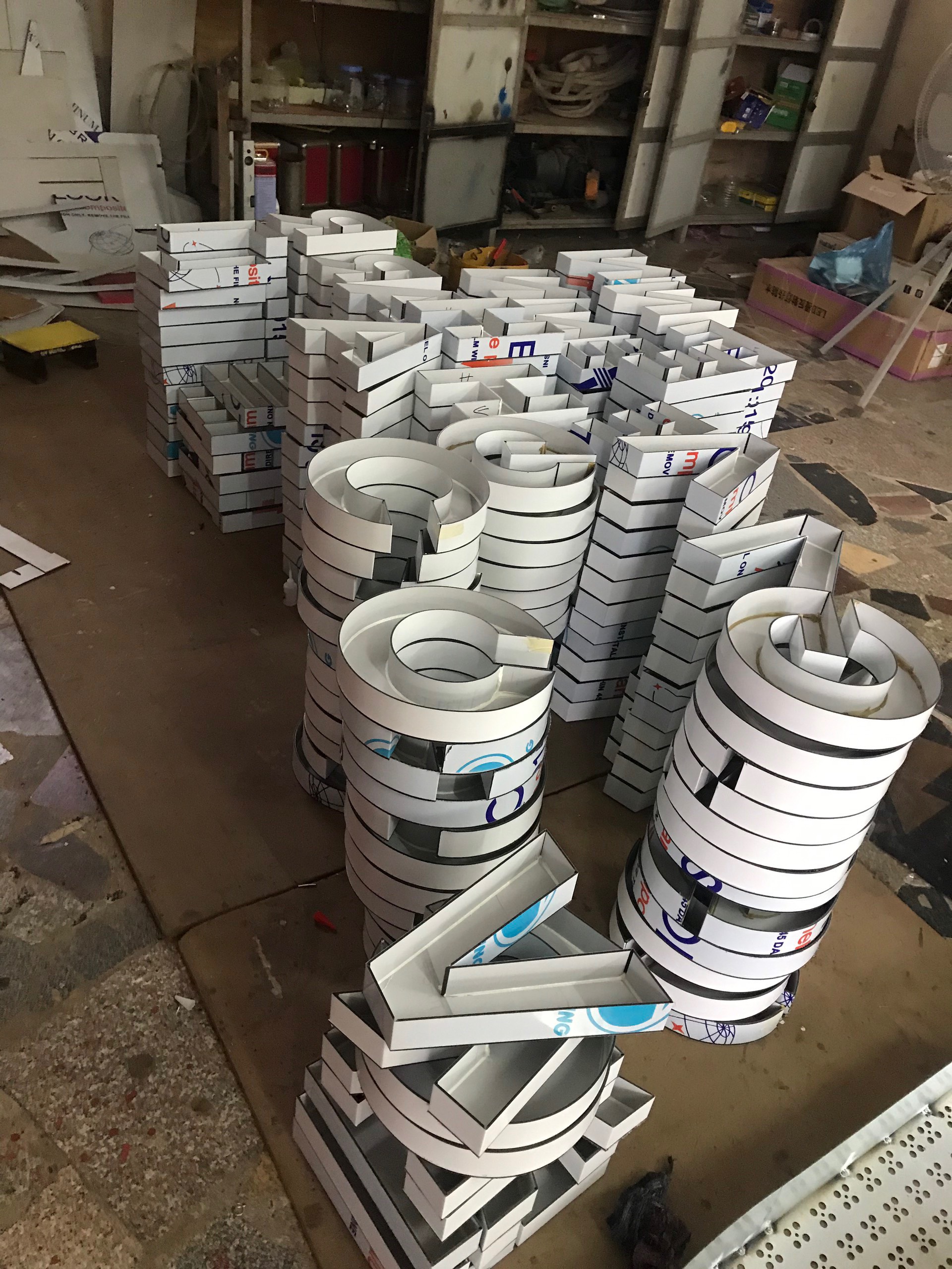 Thi công chữ nổi quảng cáo chuyên nghiệp tại TP.HCM