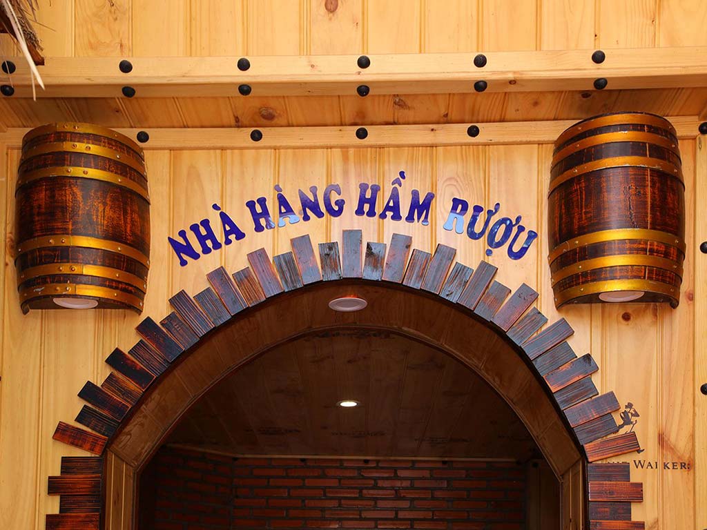 Mẫu thiết kế hầm rượu đẹp & chuyên nghiệp tại TP.HCM
