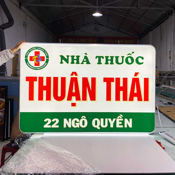 Thi công biển hút nổi cao cấp