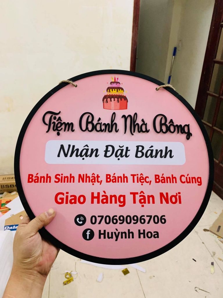 Thiết kế biển vẫy quảng cáo