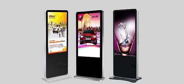 Thi công biển quảng cáo có chân