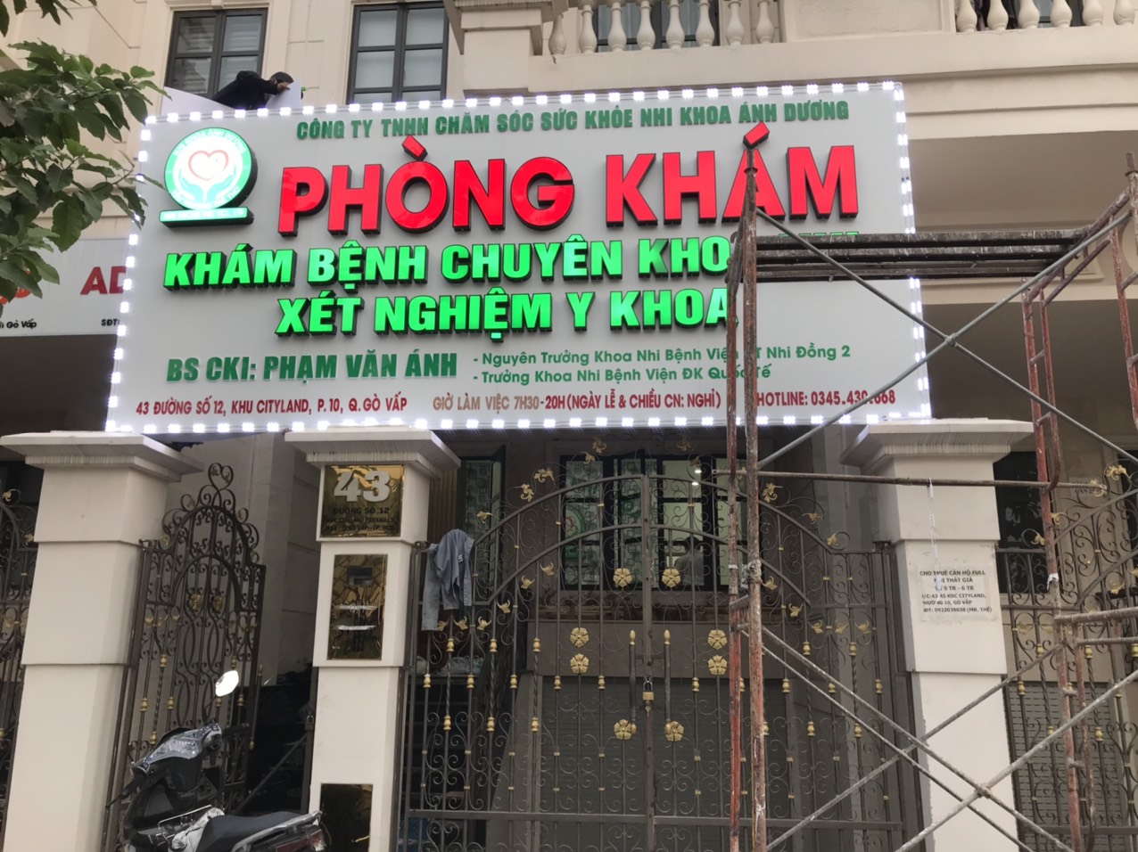 Thiết kế biển hiệu phòng khám