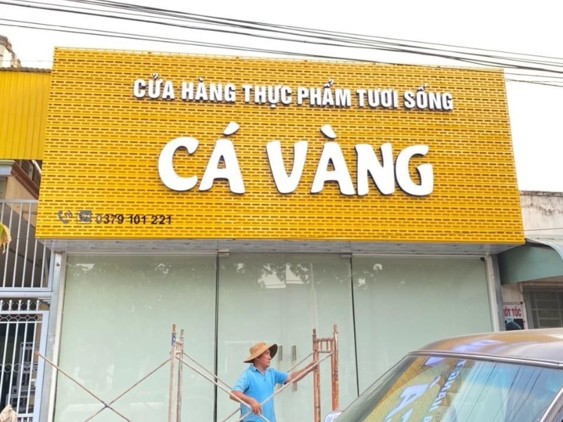 Thi công bảng hiệu decor