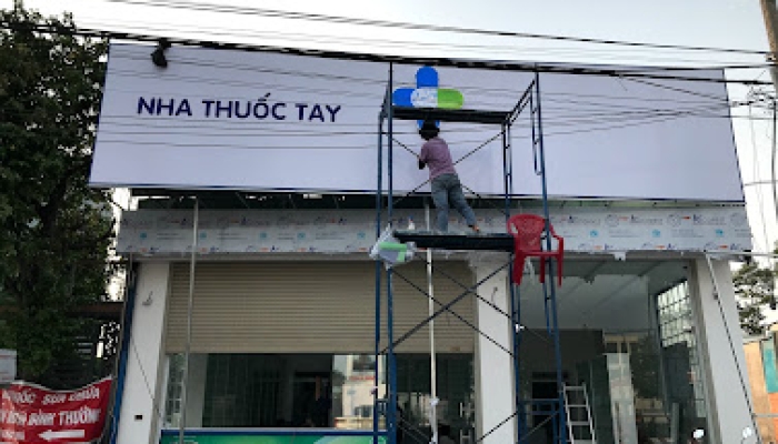 Thiết kế biển hiệu quầy thuốc tây