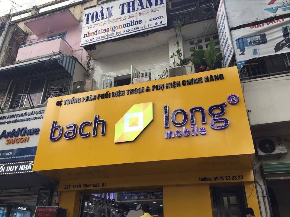 Thi công bảng hiệu độc lạ