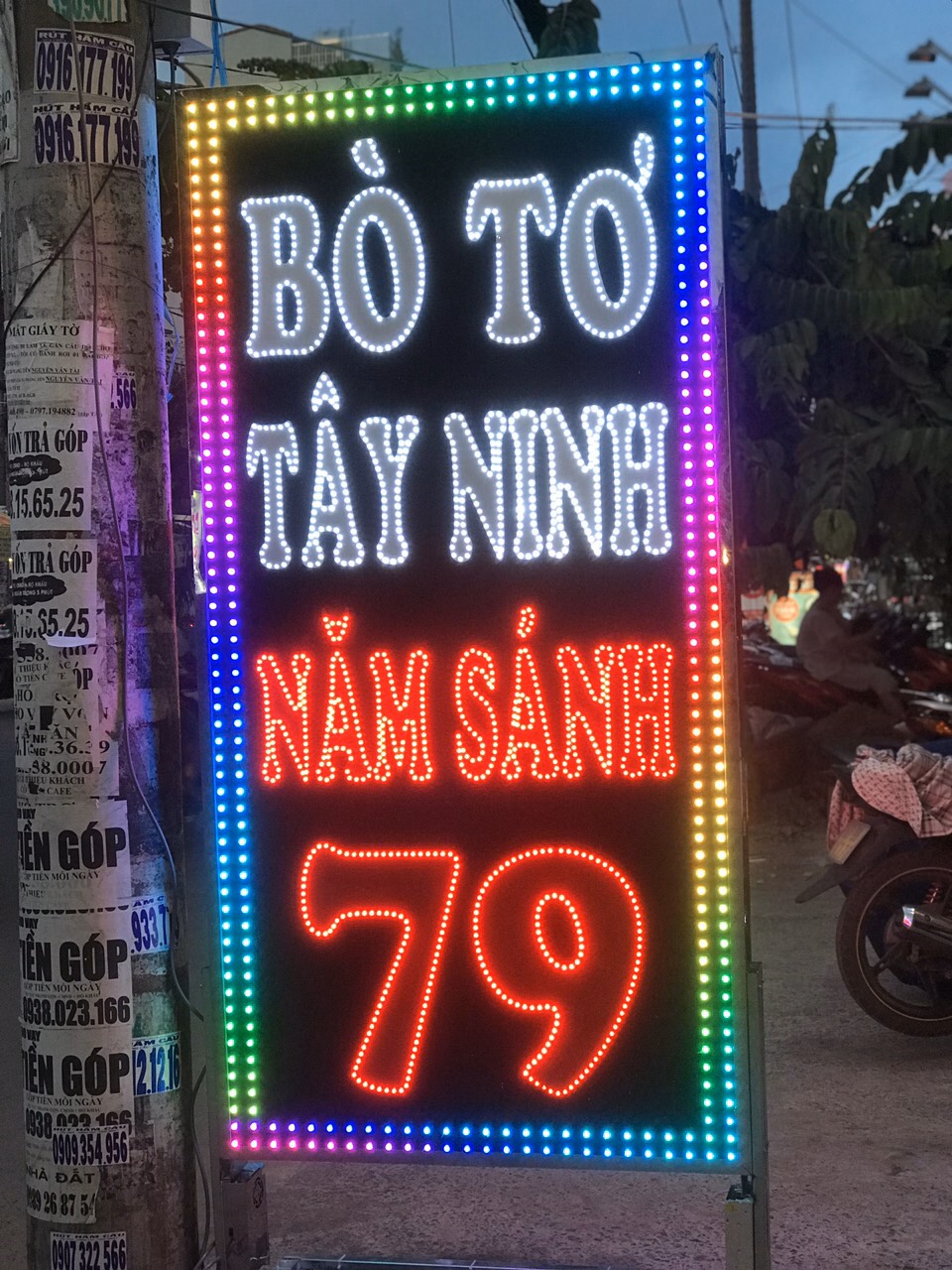 Bảng Quảng Cáo LED Nhấp Nháy