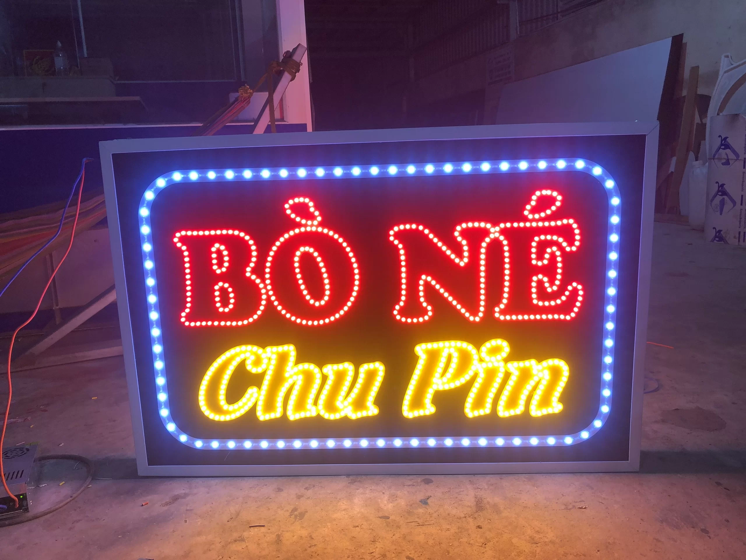 Bảng Quảng Cáo LED Nhấp Nháy