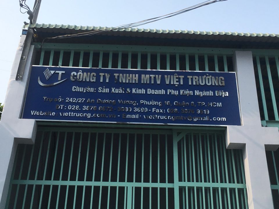Thiết kế bảng hiệu kim loại
