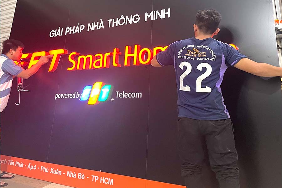 Thiết Kế Hộp Đèn Chữ Nổi