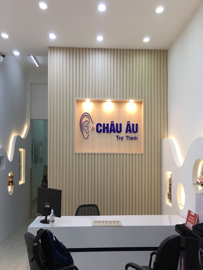 Làm Logo Backdrop Văn Phòng