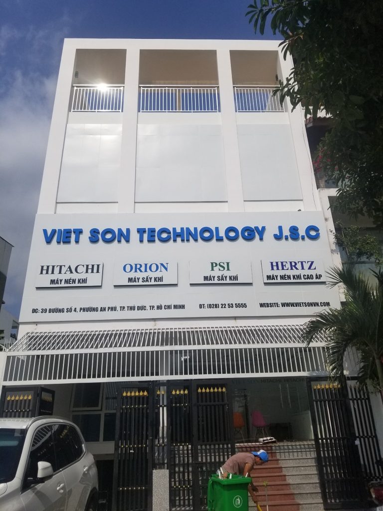 Thi Công Bảng Hiệu Sơn