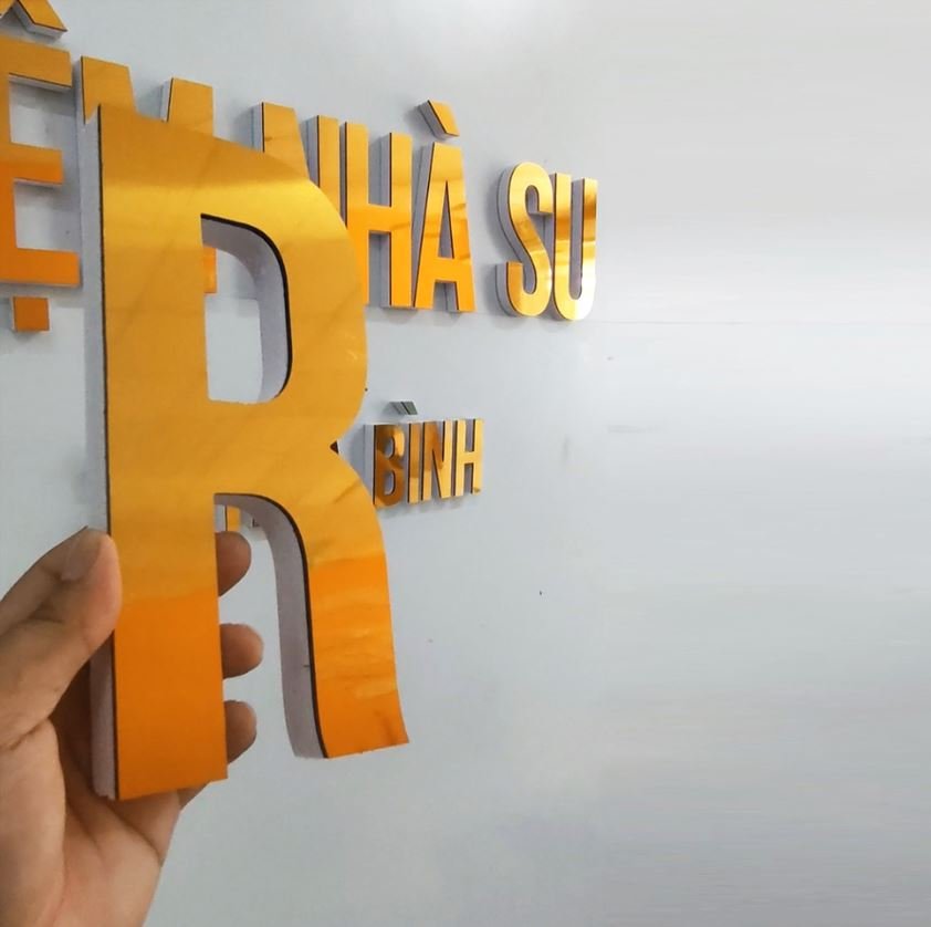 Thi Công Chữ Alu Tráng Gương